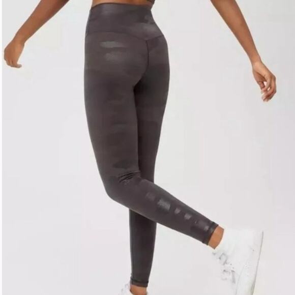 Aerie Offline Real Me High Waisted 7/8 Legging Women’s Expresso - Picture 9 of 9